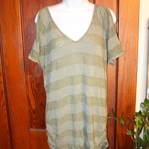 Green Maurices sweater tunic top